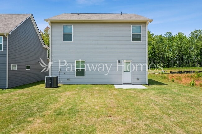 Photo - 656 Mackenzie Cv