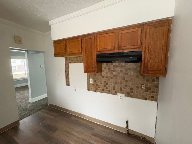 Photo - 1007 Elbon Rd