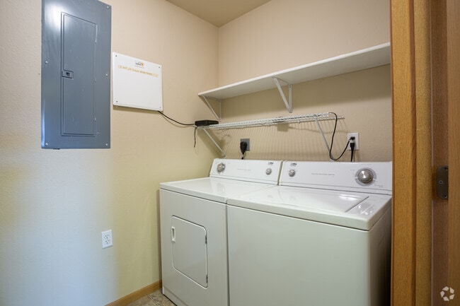 2HAB, 2BA - 900 ft²