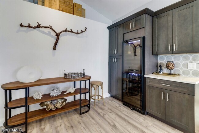Photo - 1059 Jardin Dr