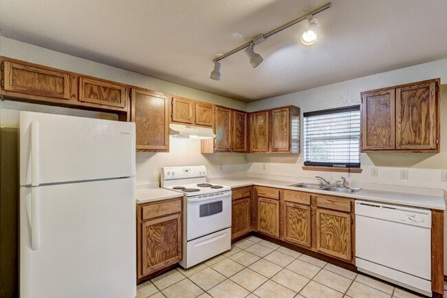 Photo - White Oak Canyon Road 10616/10618 Unit 10616