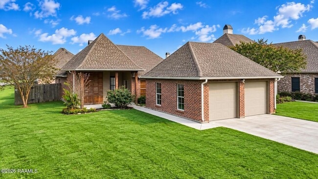 101 Tara Oak Dr