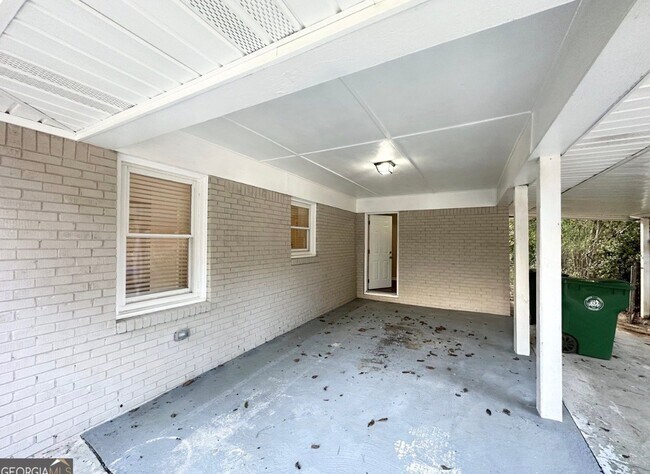 Photo - 1737 McKenzie Dr