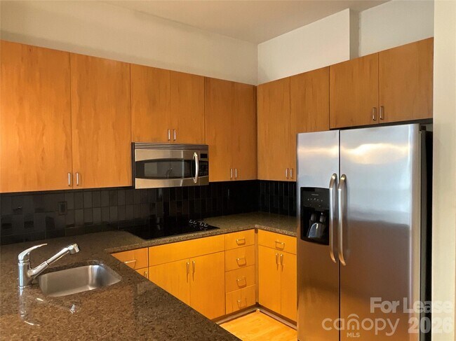 Photo - 525 E 6th St Unit 301