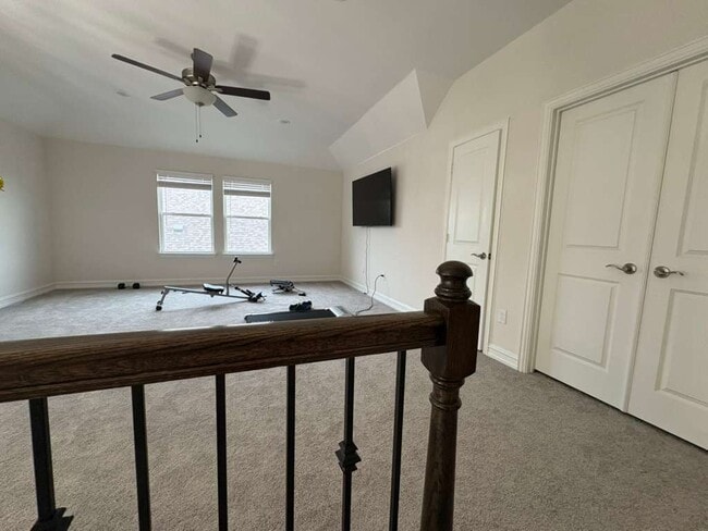 Photo - 609 Cattle Chute Ct