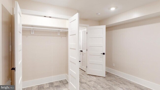 3001 11th St NW Unit 1