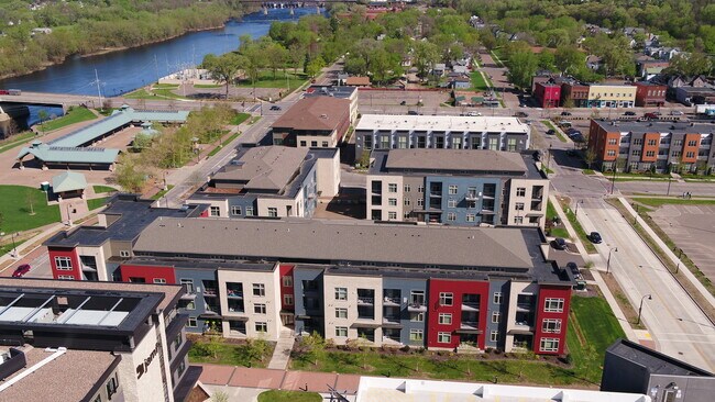 Photo - Riverfront Terrace Apartments Unit 231-208