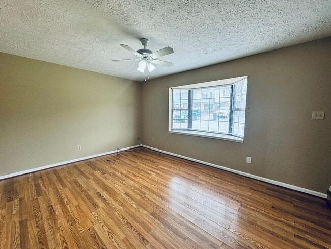 Photo - Great Campbell County Location FIRST MONTH RENT FREE