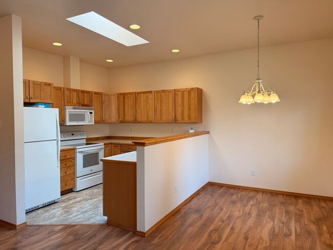 Photo - Hidden Gem in Midtown Bend – Utilities Included!