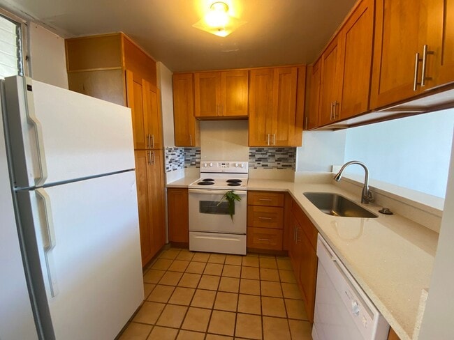 Photo - One Bedroom at Makaha Valley Towers Unit 1815