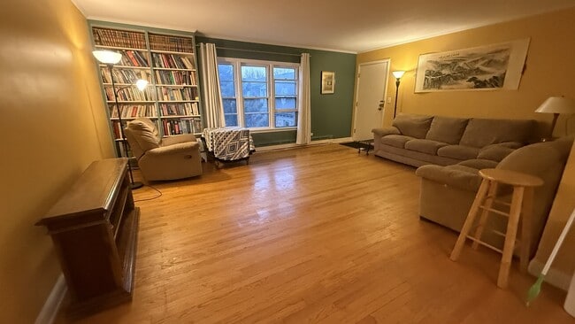 Photo - 1923 Sherman Ave Unit 3N