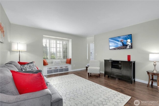 Photo - 3 bed 2.5 bath in martha lake neighborhood