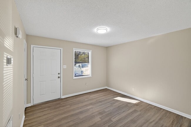 Photo - 105 Bay Meadow Ct Unit 105