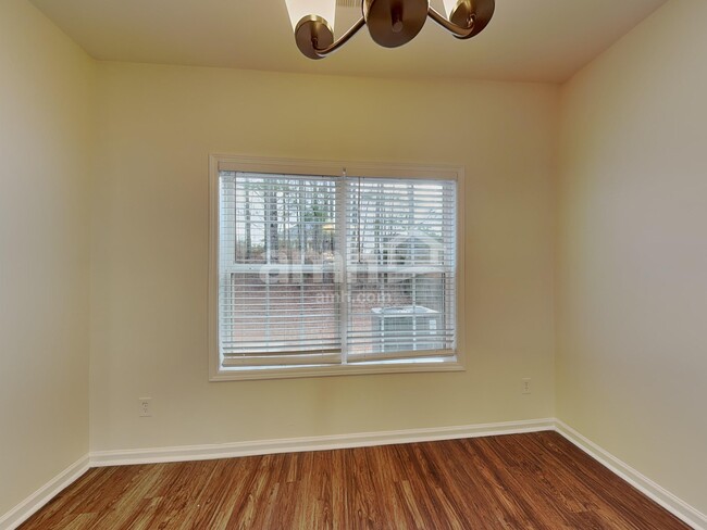 Photo - 92 Brookvalley Crossing