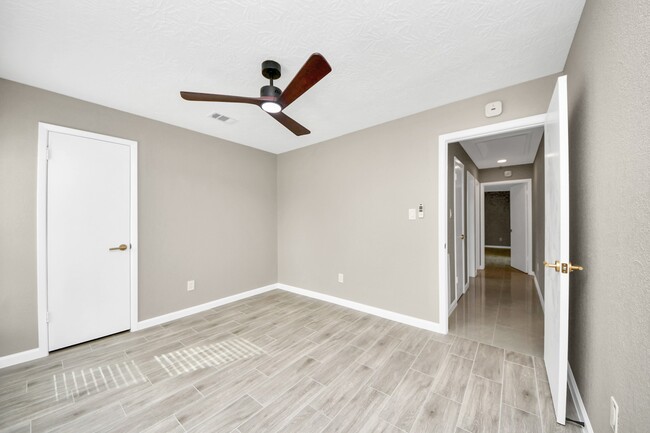 Photo - 5234 Abercreek Ave