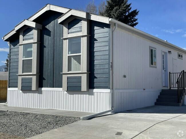 Building Photo - 3405 Sinton Rd Rental