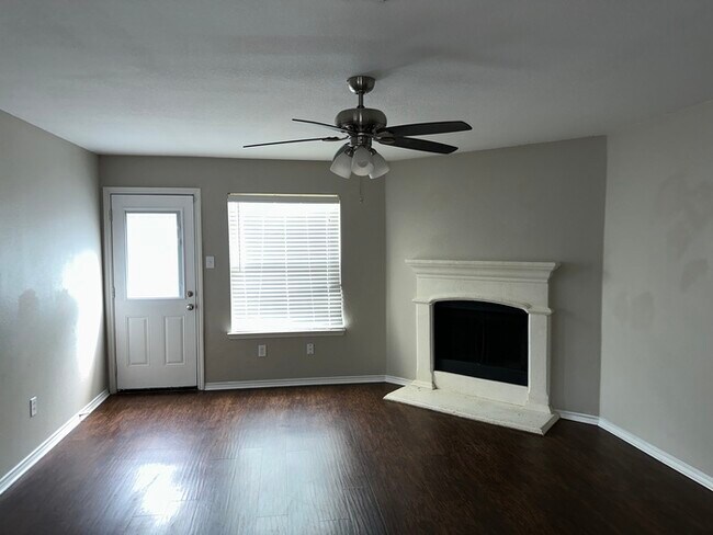 Photo - 2012 Wagon Trail