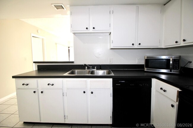 Photo - 6287 Scotch Pine Ln