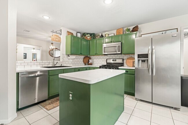 Photo - 7226 Buchanan Dr