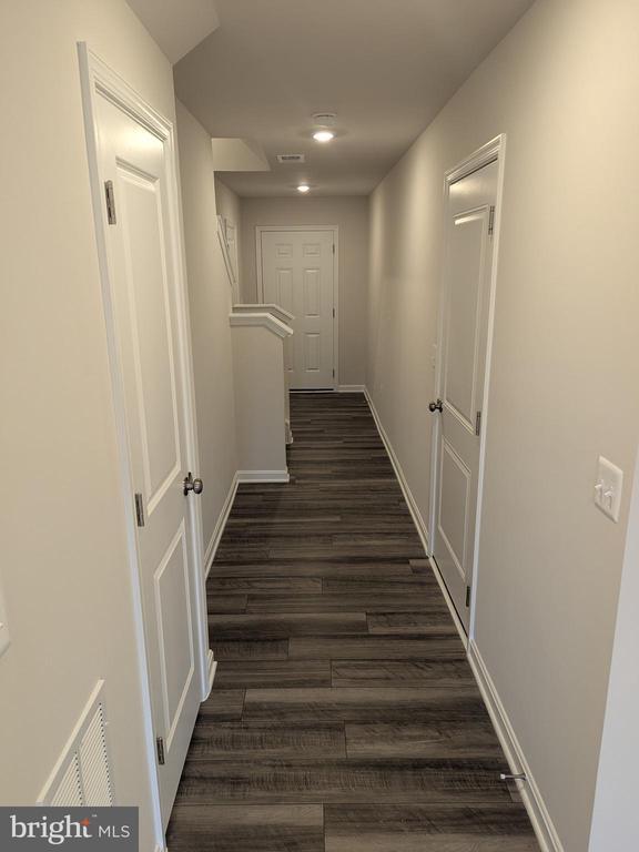 Photo - 513 Seeback Dr