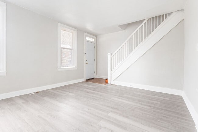 Photo - 3201 Elmley Ave