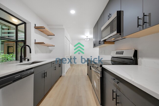 Photo - 2 Bed 1 Bath Condo Unidad 110