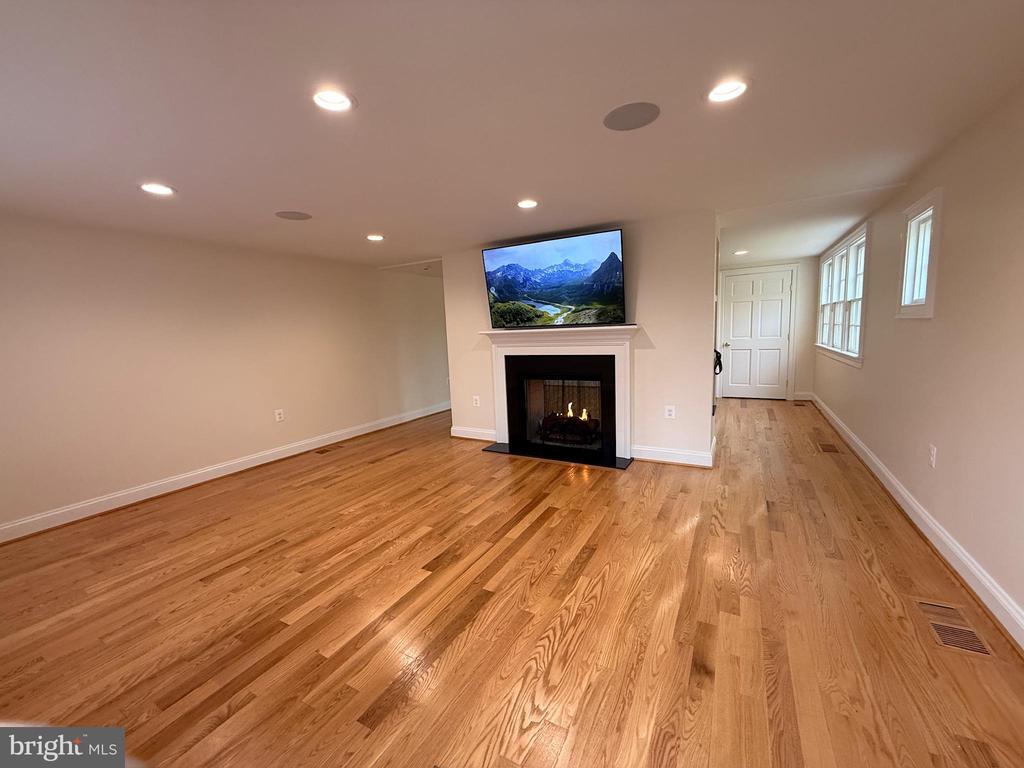 Photo - 217 W.Market Street