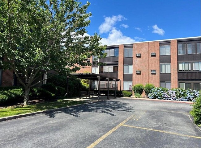 Photo - 401 Bellevue Ave Apartment Unit 106