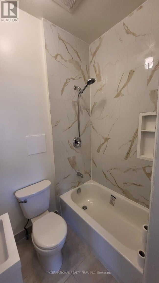 Photo - 7 Thomas St Unit 2
