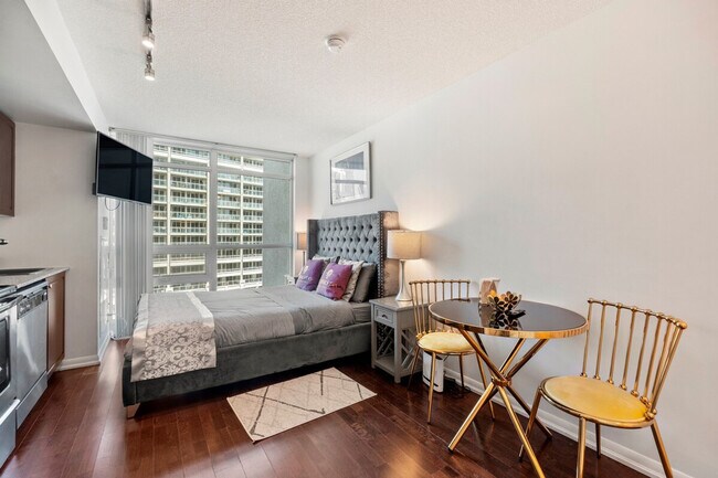Photo - 250 Fort York Blvd Unit ID1345799P