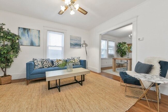 Photo - 34 Thingvalla Ave Unit #