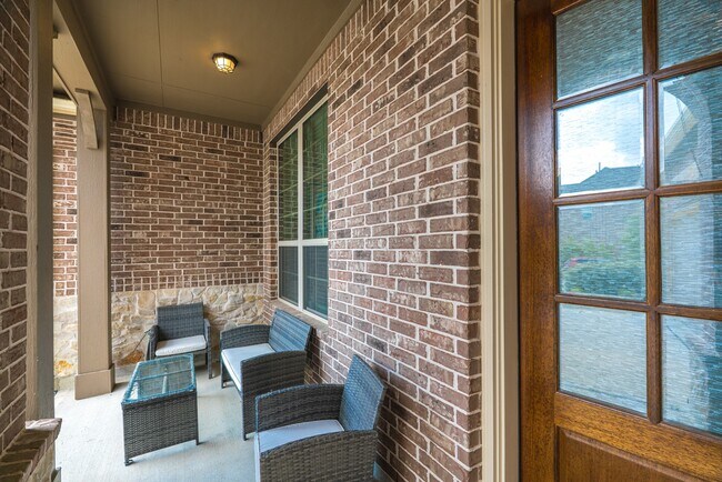Photo - 8110 Copper Rock Dr