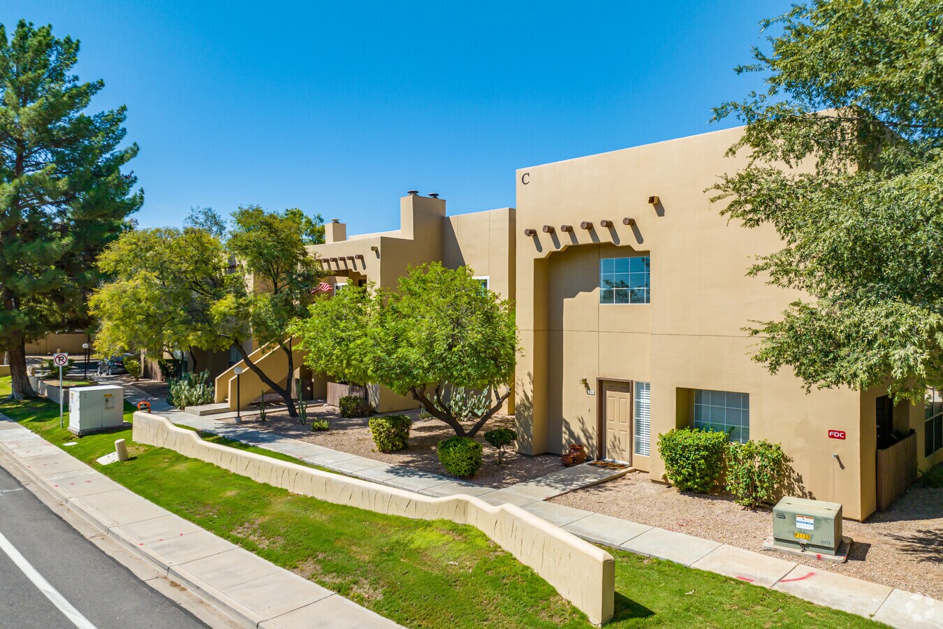 Photo - Por Of Santa Fe Square Townhomes