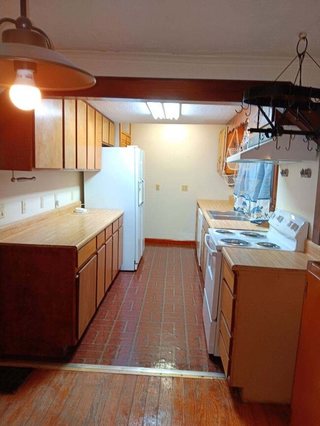 Photo - 2508 Edgemont Dr