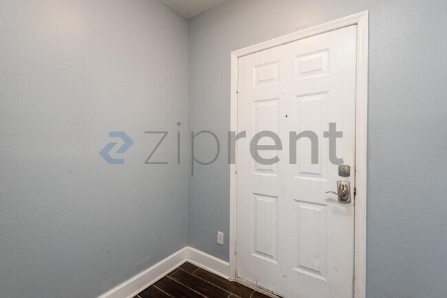 Photo - 211 Countryside Key Blvd