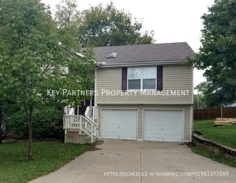 Photo - 501 Kindred Dr