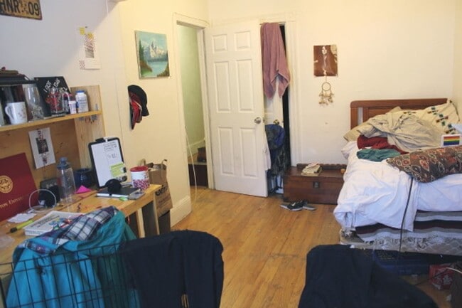 Photo - Spacious 5-Bedroom, 2-Bath Apartment – Heat & Hot Water Included!