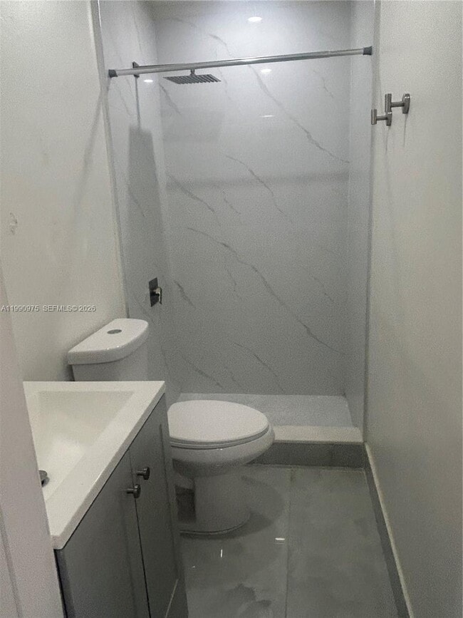 Photo - 2100 N 14th Ave Unidad 1-2