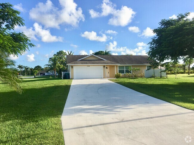 Building Photo - 7256 162nd Ct N Rental