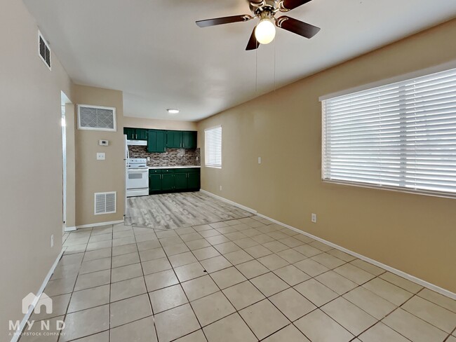 Photo - 1702 E Cambridge Ave