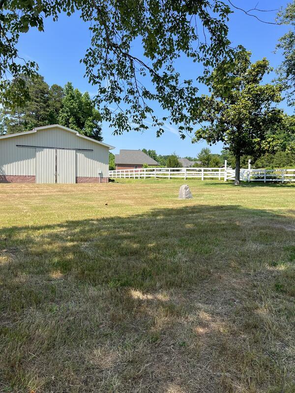 Photo - 162 Birtwick Rd