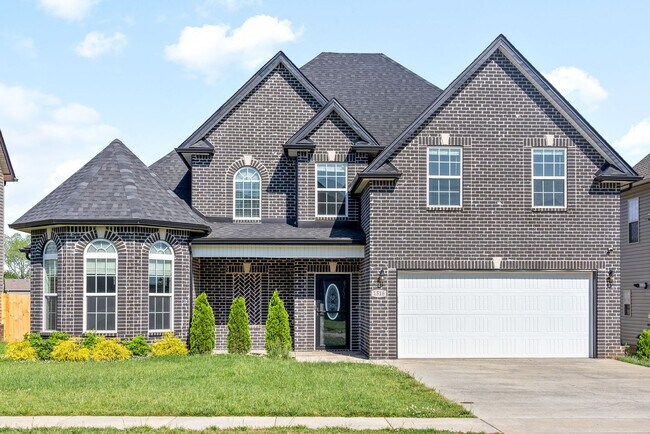 Pet Friendly Four Bedroom with Bonus! - Pet Friendly Four Bedroom with Bonus! Casa
