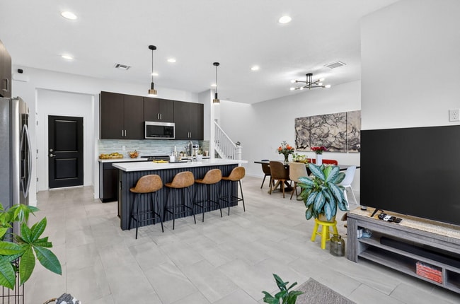 Photo - 4388 Serpens Ln