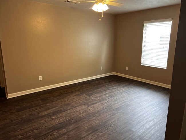 Photo - Brazos Point Apartments