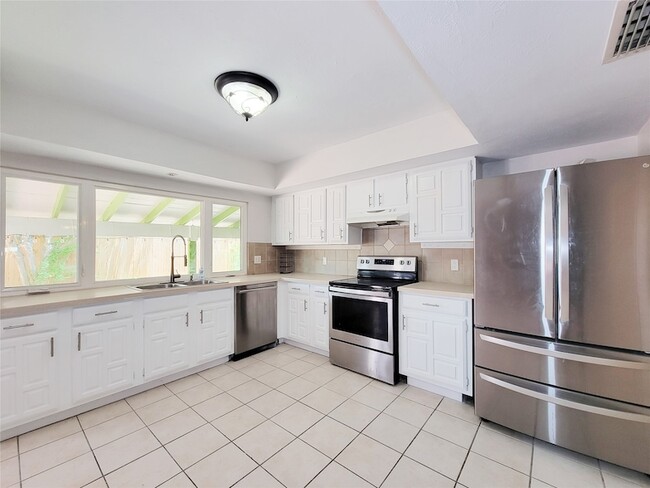 Building Photo - 16914 Judyleigh Dr Rental