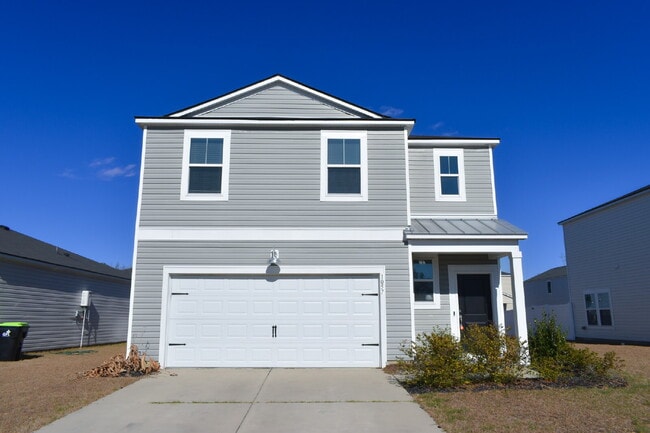 Building Photo - Coastal Living at its finest