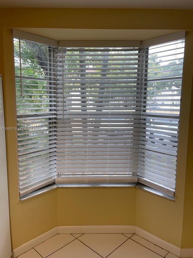 Photo - 81 SW 3rd St