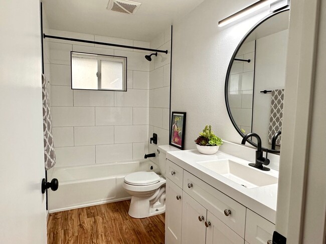 Photo - Parkview Apartments