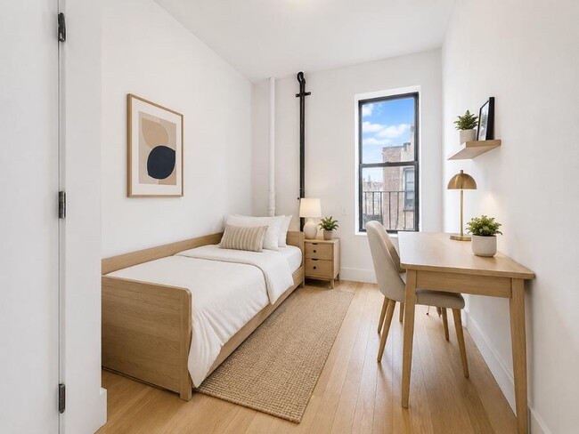 Photo - West 184th Street Unit 31