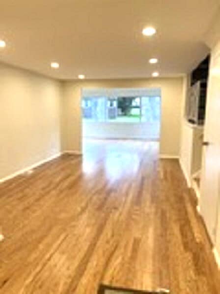 Family room - 56 Fairway Dr